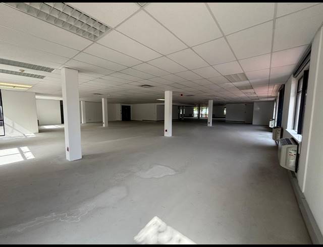 1,014M² OFFICE TO LET IN PLATTEKLOOF 3